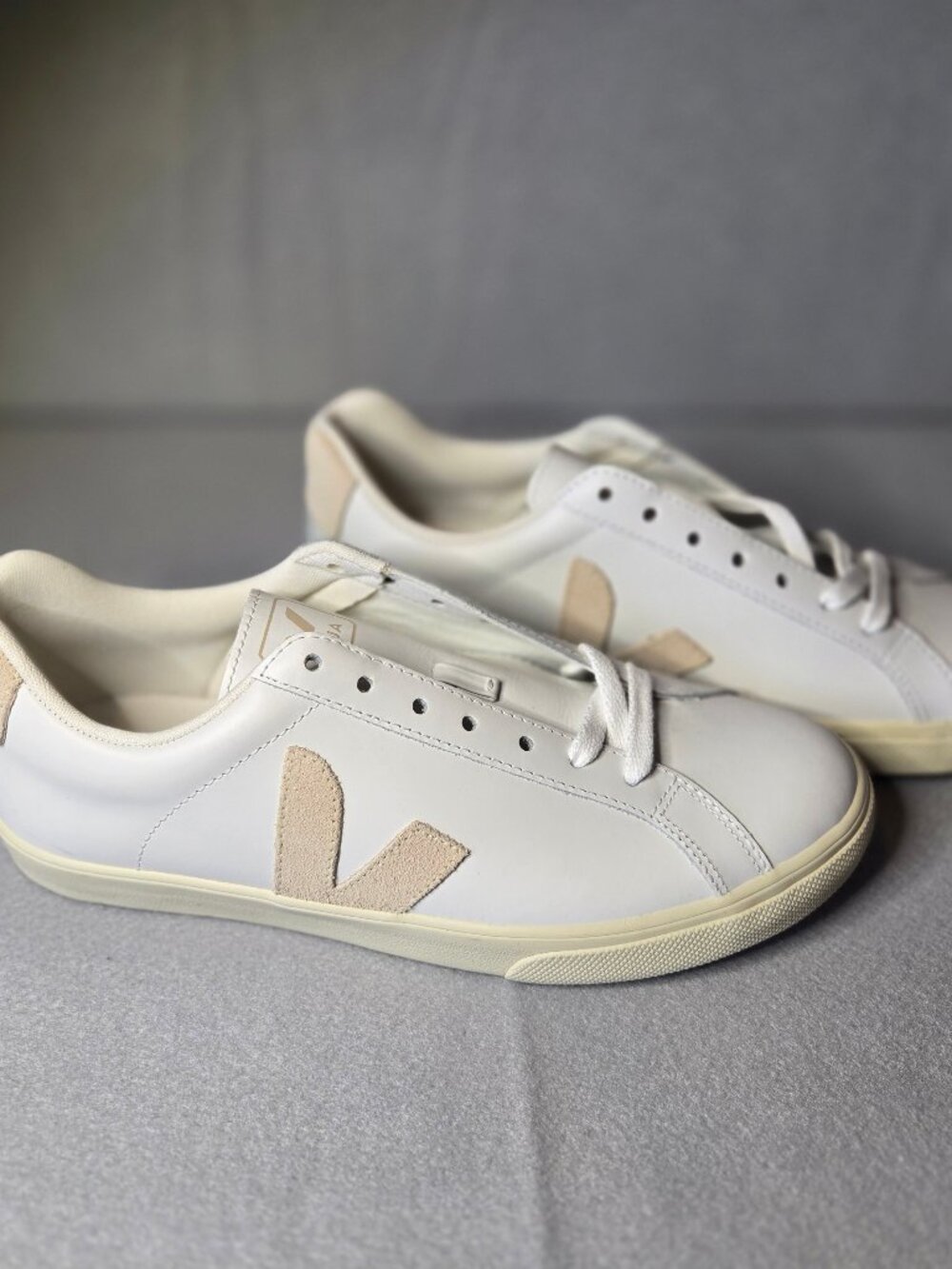 Veja Esplar White Leather Sneakers with Suede Accents